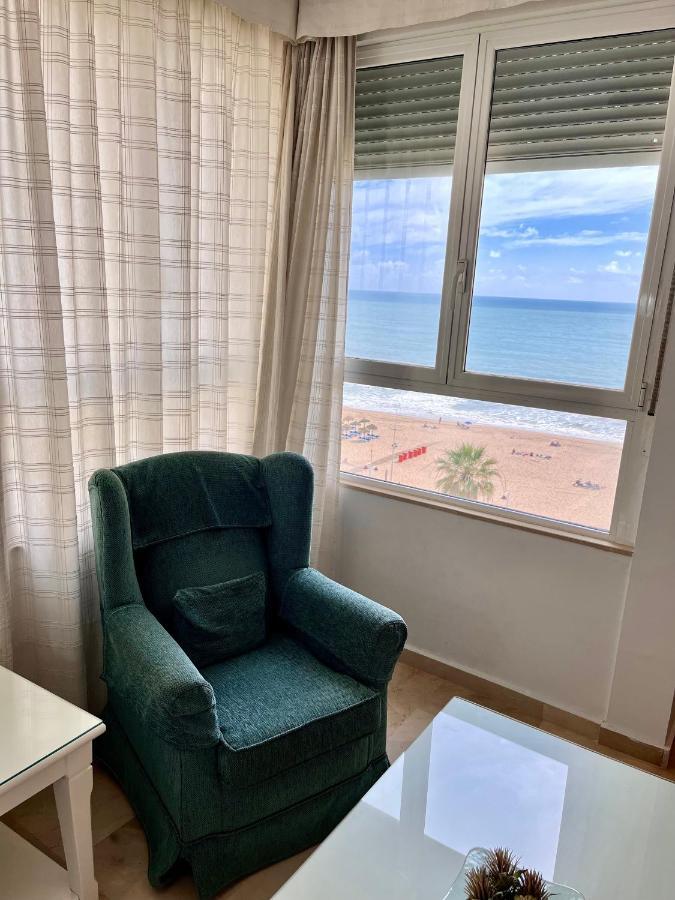 Appartement Gatu Aguamarina Beach, Vistas Al Mar Playa Victoria à Cadix Extérieur photo